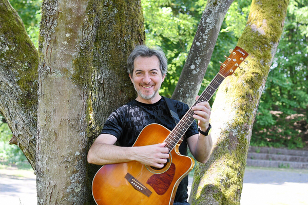 AUSGERUFEN | Cosimo Erario - solo and unplugged
